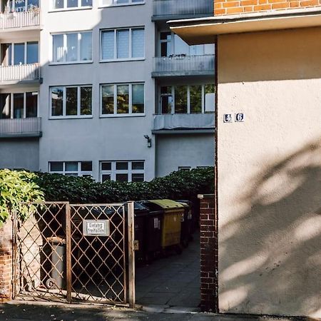 Komplett Neu: 2-Zi Zentral Im Altbau. 24H-Checkin Kiel Exterior photo