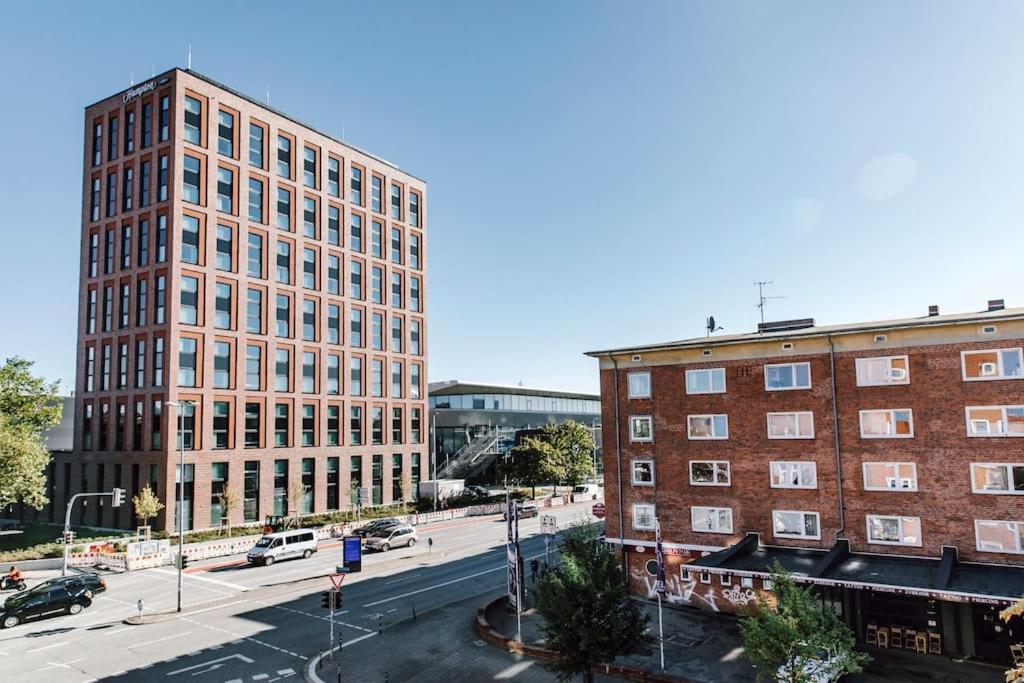 Komplett Neu: 2-Zi Zentral Im Altbau. 24H-Checkin Kiel Exterior photo